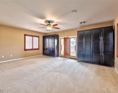 11409 Orazio Drive - Photo Thumbnail 18
