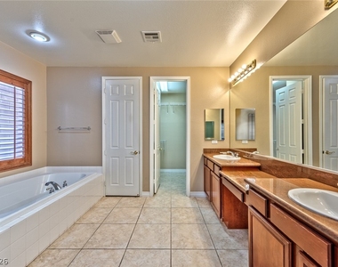11409 Orazio Drive - Photo Thumbnail 12