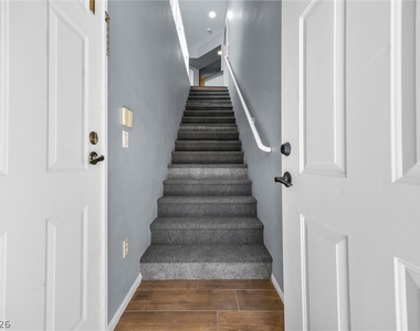5855 Valley Drive - Photo Thumbnail 5