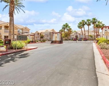 5855 Valley Drive - Photo Thumbnail 27