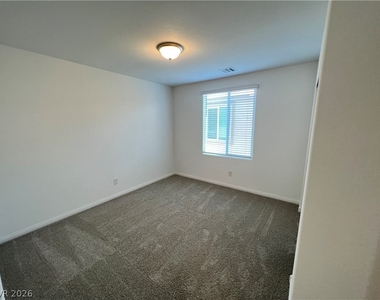 5340 Loxley Court - Photo Thumbnail 12