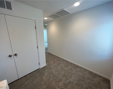 5340 Loxley Court - Photo Thumbnail 16