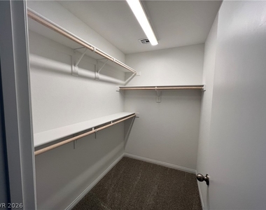 5340 Loxley Court - Photo Thumbnail 9