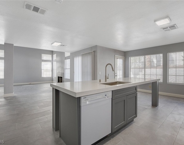2513 Sea Venture Drive - Photo Thumbnail 14