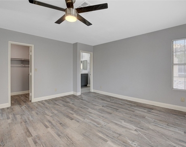 2513 Sea Venture Drive - Photo Thumbnail 20