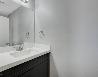 2513 Sea Venture Drive - Photo Thumbnail 15