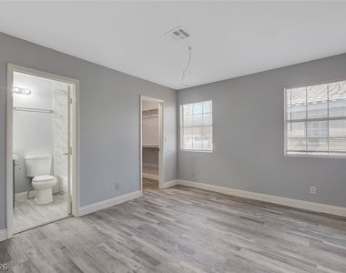 2513 Sea Venture Drive - Photo Thumbnail 30