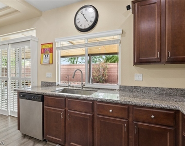 8194 Duncan Peak Court - Photo Thumbnail 7