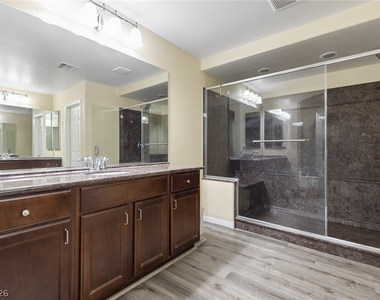 8194 Duncan Peak Court - Photo Thumbnail 15
