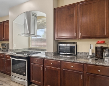 8194 Duncan Peak Court - Photo Thumbnail 8