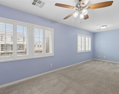8194 Duncan Peak Court - Photo Thumbnail 11