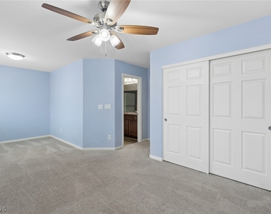 8194 Duncan Peak Court - Photo Thumbnail 10