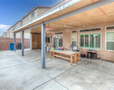 8194 Duncan Peak Court - Photo Thumbnail 21