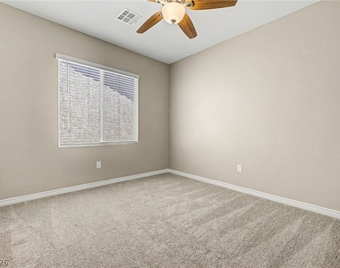 3935 Henny Avenue - Photo Thumbnail 31