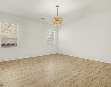 3935 Henny Avenue - Photo Thumbnail 22