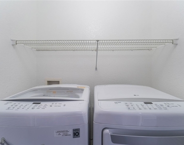 9920 Via Delores Avenue - Photo Thumbnail 27