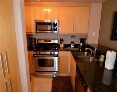 220 E Flamingo Road - Photo Thumbnail 4