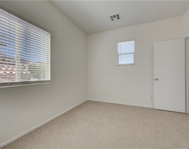10369 Bent Willow Avenue - Photo Thumbnail 32