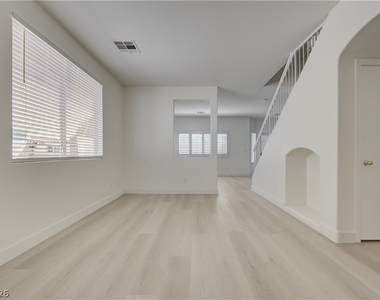 10369 Bent Willow Avenue - Photo Thumbnail 21