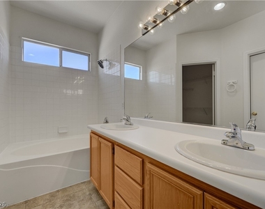 10369 Bent Willow Avenue - Photo Thumbnail 43