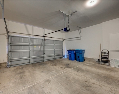 10369 Bent Willow Avenue - Photo Thumbnail 46