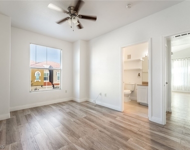 9975 Peace Way - Photo Thumbnail 23
