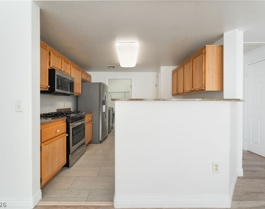9975 Peace Way - Photo Thumbnail 10