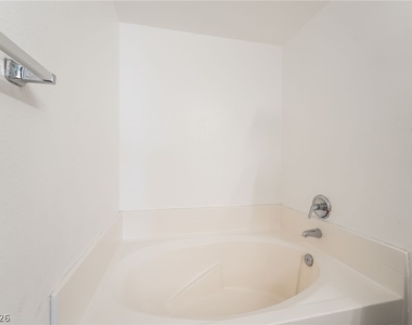 9975 Peace Way - Photo Thumbnail 21