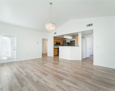 9975 Peace Way - Photo Thumbnail 7