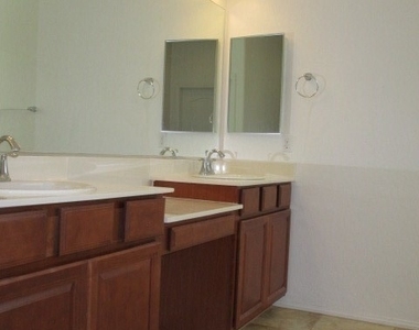 6363 Dundock Avenue - Photo Thumbnail 20
