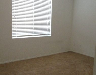 6363 Dundock Avenue - Photo Thumbnail 14