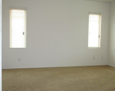 6363 Dundock Avenue - Photo Thumbnail 19