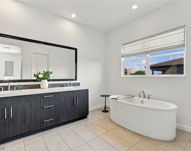 11280 Granite Ridge Drive - Photo Thumbnail 24