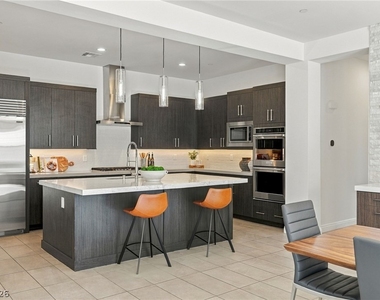 11280 Granite Ridge Drive - Photo Thumbnail 12