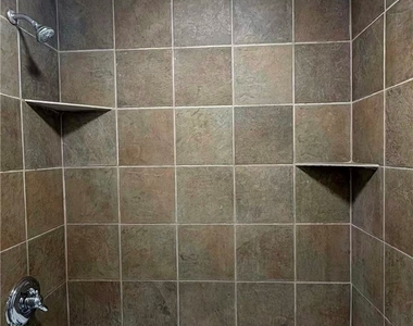 7805 Aplin Avenue - Photo Thumbnail 12