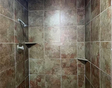 7805 Aplin Avenue - Photo Thumbnail 8