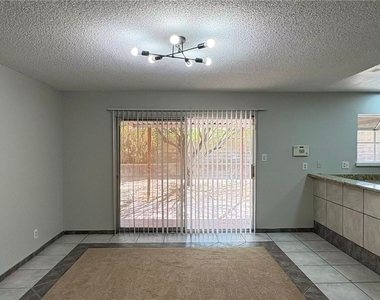 7805 Aplin Avenue - Photo Thumbnail 3