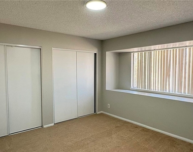 7805 Aplin Avenue - Photo Thumbnail 6