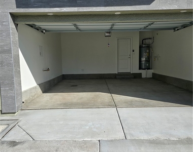 11468 Roaring Peak Drive - Photo Thumbnail 23