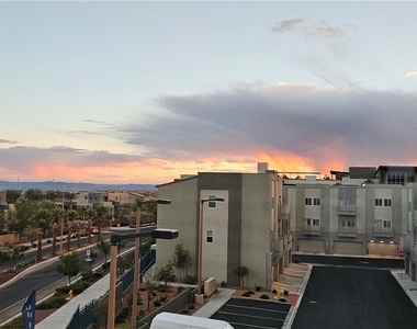 11468 Roaring Peak Drive - Photo Thumbnail 28