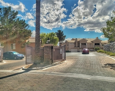 8116 Retriever Avenue - Photo Thumbnail 20