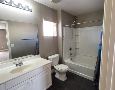 8116 Retriever Avenue - Photo Thumbnail 11