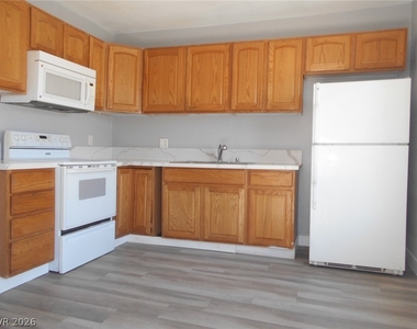 1209 Reynolds Avenue - Photo Thumbnail 13
