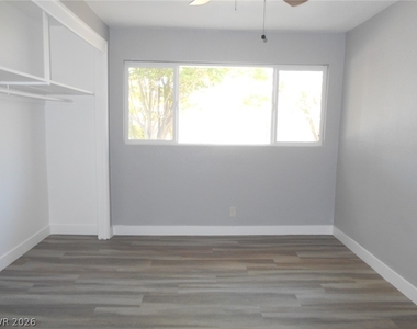 1209 Reynolds Avenue - Photo Thumbnail 5