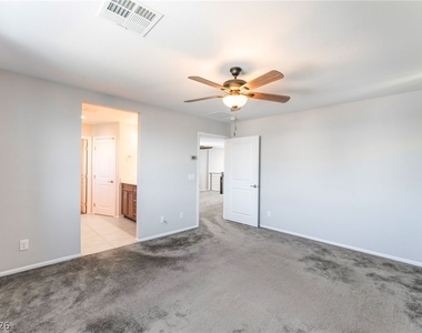 5711 Sedona Springs Street - Photo Thumbnail 15