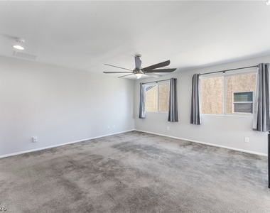 5711 Sedona Springs Street - Photo Thumbnail 12
