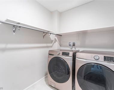 5711 Sedona Springs Street - Photo Thumbnail 26