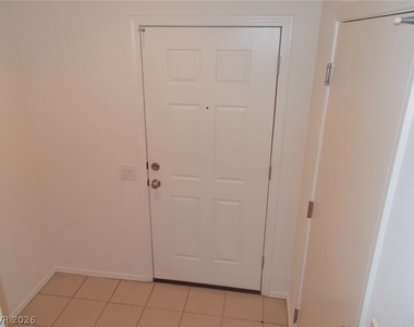 6868 Sky Pointe Drive - Photo Thumbnail 24
