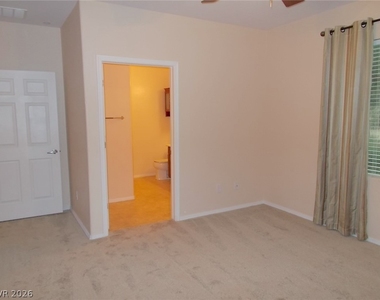6868 Sky Pointe Drive - Photo Thumbnail 18