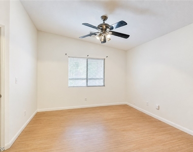 5257 Mineral Lake Drive - Photo Thumbnail 4